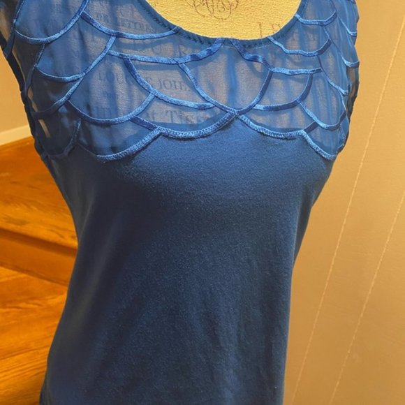 Ann Taylor Top - Large - Picture 2 of 8